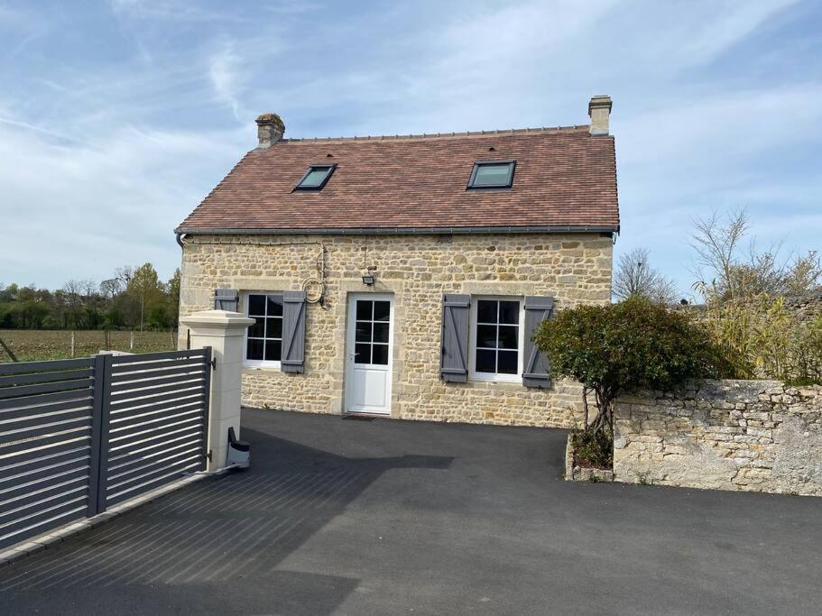 Jolie Maison Pour 4 A 6 Personnes Ellon Buitenkant foto